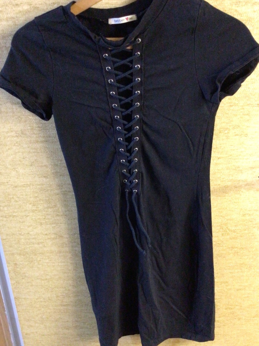 Size small women’s goth rocker chic tee minimalist comfy black dress